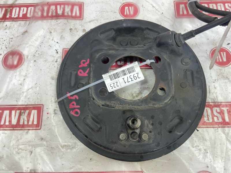 Механизм стояночного тормоза, 1000 рублей, Красноярск