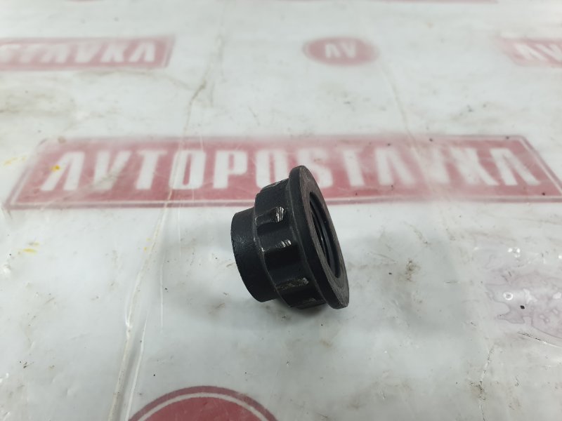 Гайка ступицы, 100 рублей, Красноярск