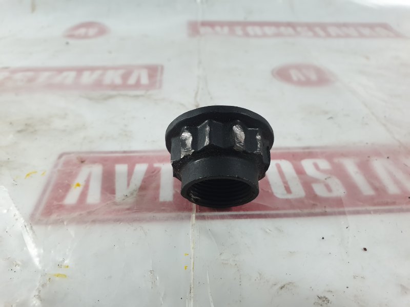 Гайка ступицы, 100 рублей, Красноярск