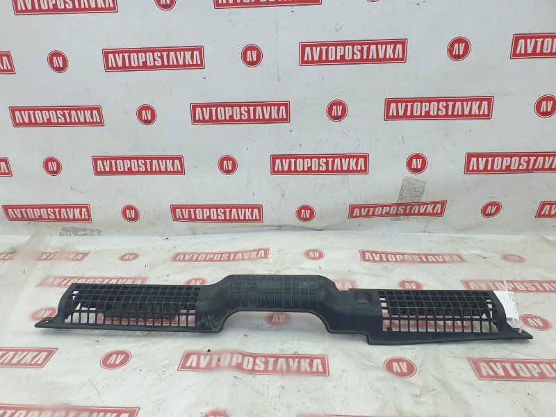 Накладка на решетку радиатора, 700 рублей, Красноярск