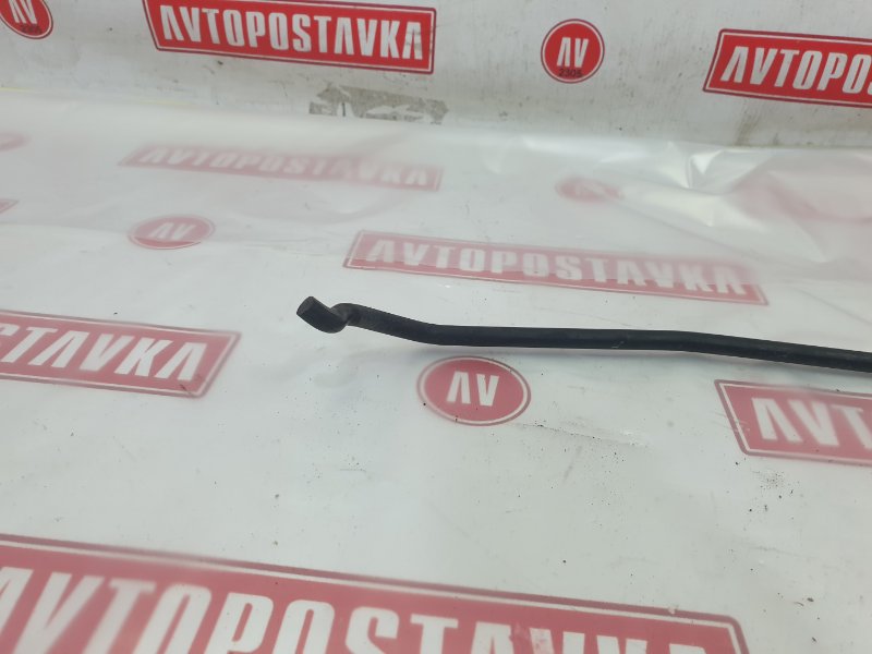 Держатель капота, 500 рублей, Красноярск