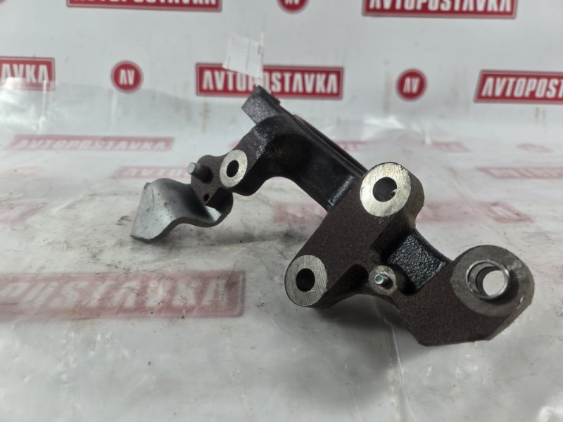 Кронштейн промежуточного вала, 500 рублей, Красноярск