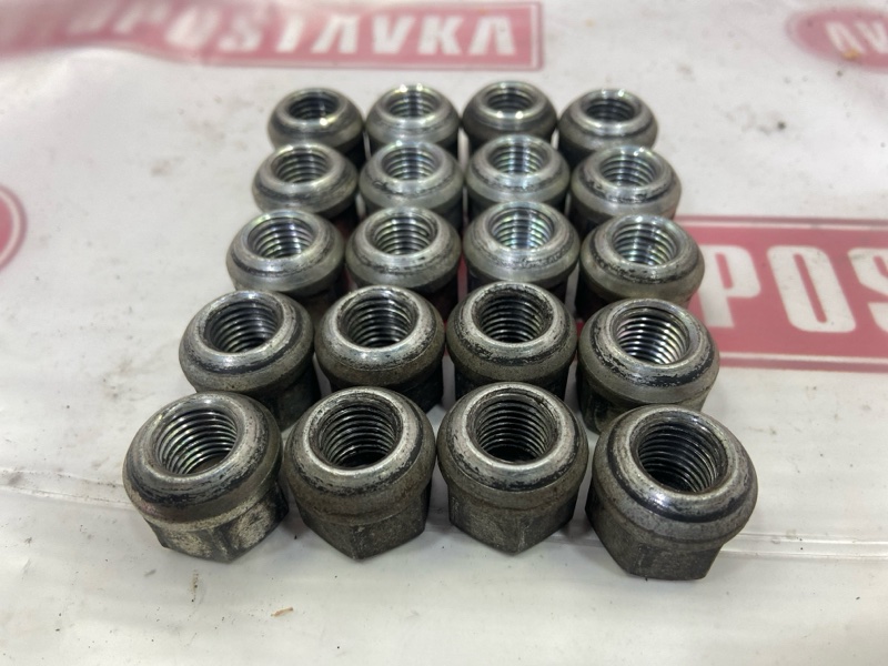 Гайка колесная, 1000 рублей, Красноярск