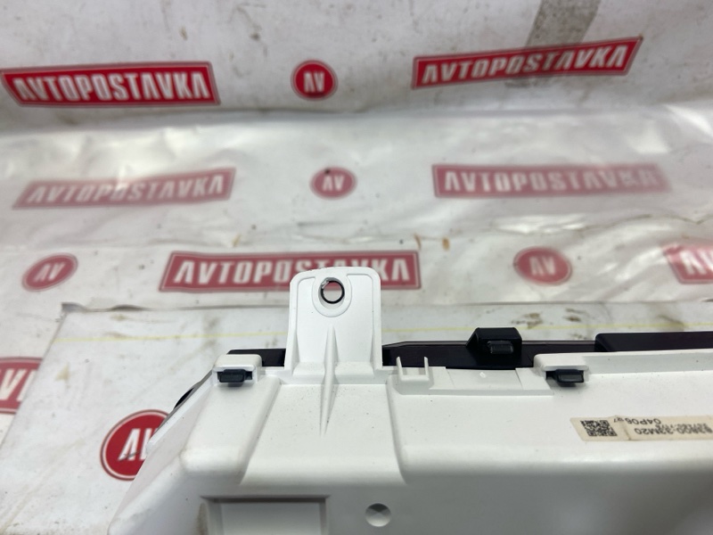 Панель приборов, 1000 рублей, Красноярск