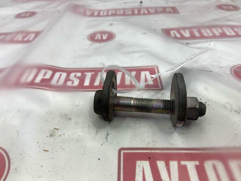 Болт развальный, 500 рублей, Красноярск