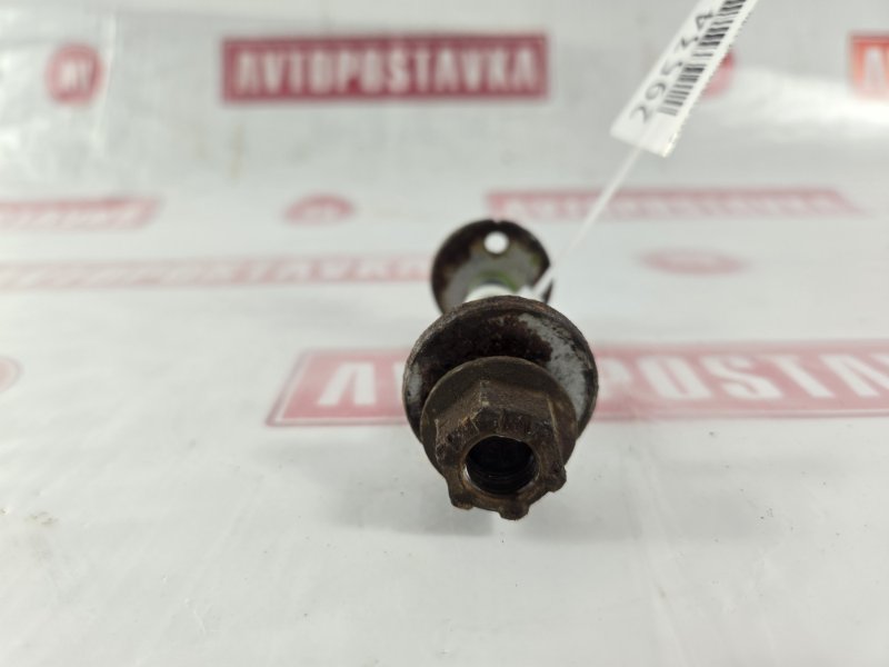 Болт развальный, 500 рублей, Красноярск