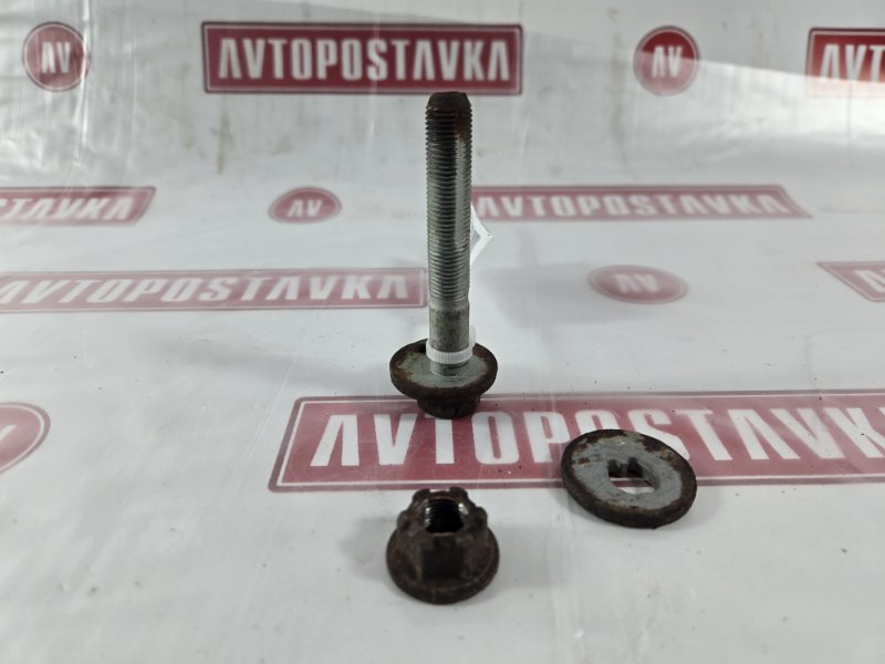 Болт развальный, 500 рублей, Красноярск