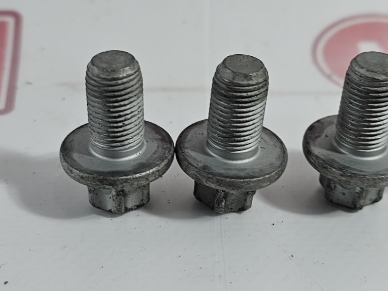 Болт гидротрансформатора, 400 рублей, Красноярск