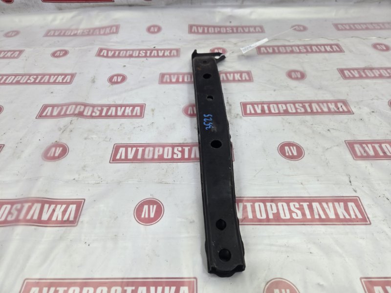 Подрамник продольный, 900 рублей, Красноярск