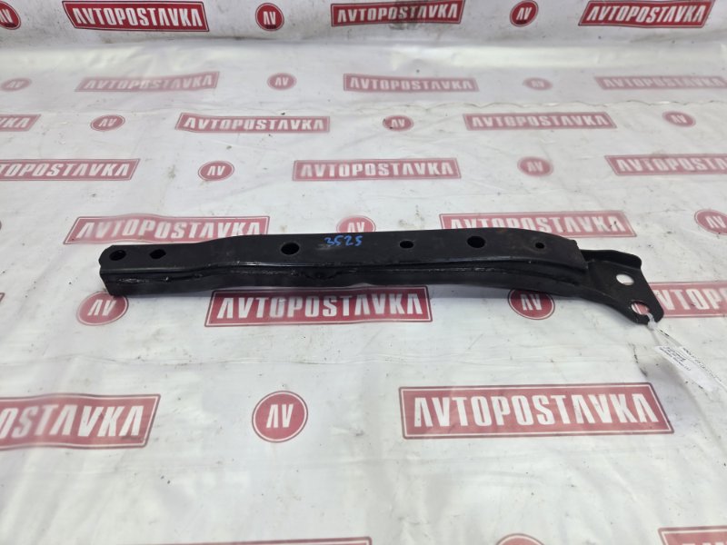 Подрамник продольный, 900 рублей, Красноярск