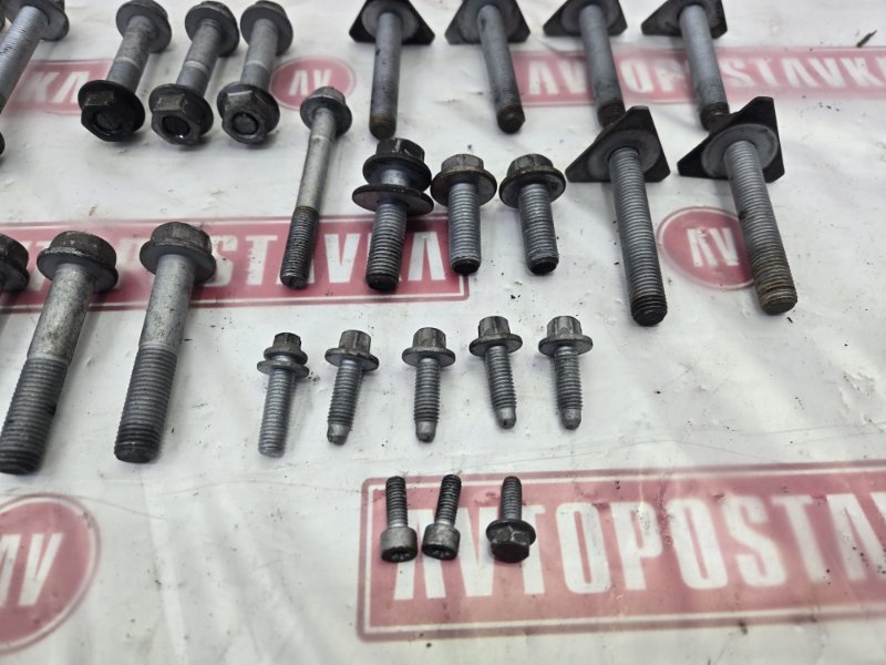 Болт подвески, 2500 рублей, Красноярск