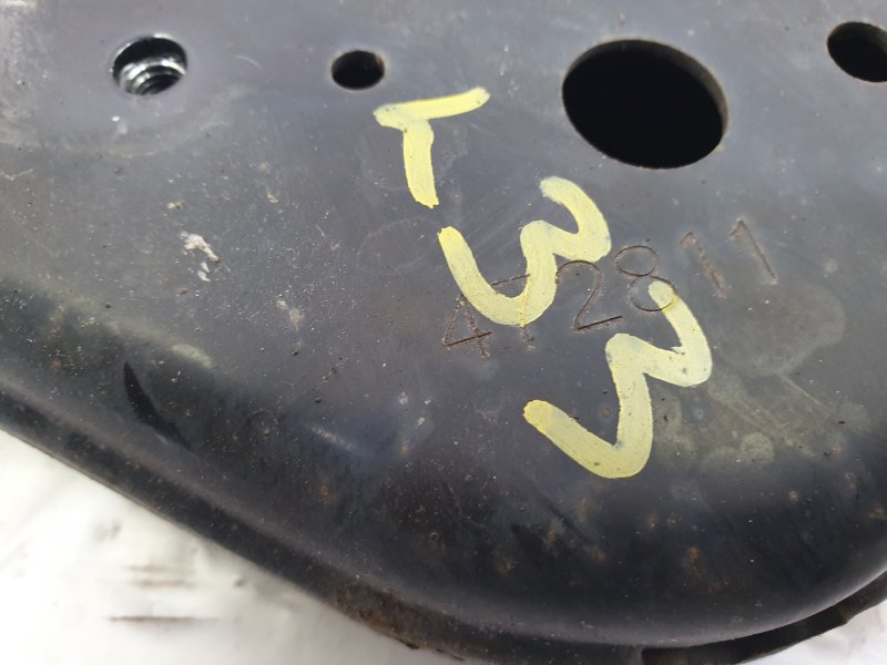 Рычаг подвески верхний, 800 рублей, Красноярск