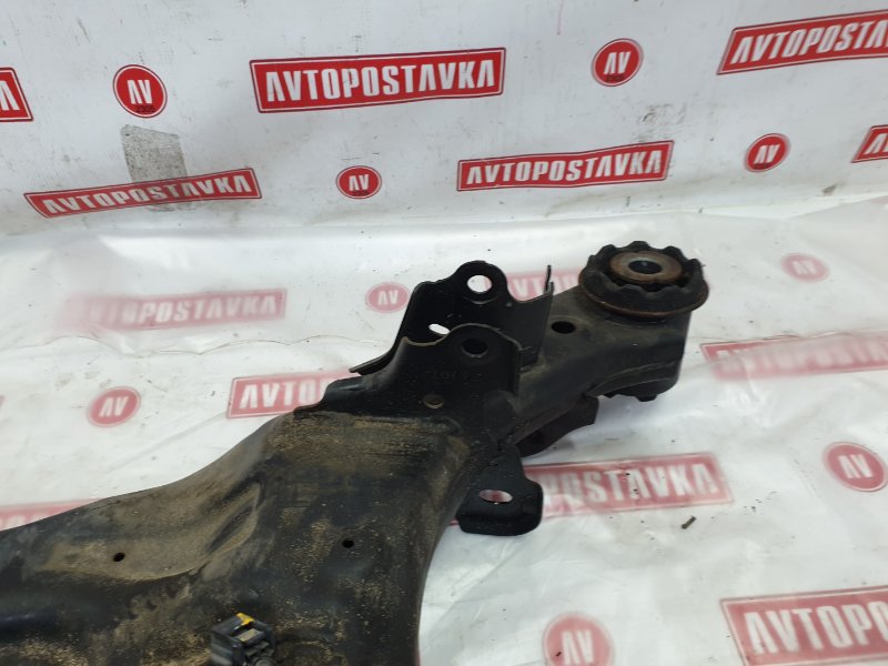 Подрамник поперечный, 2500 рублей, Красноярск