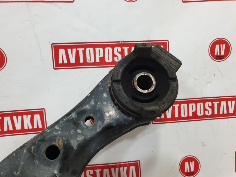 Подрамник поперечный, 2500 рублей, Красноярск