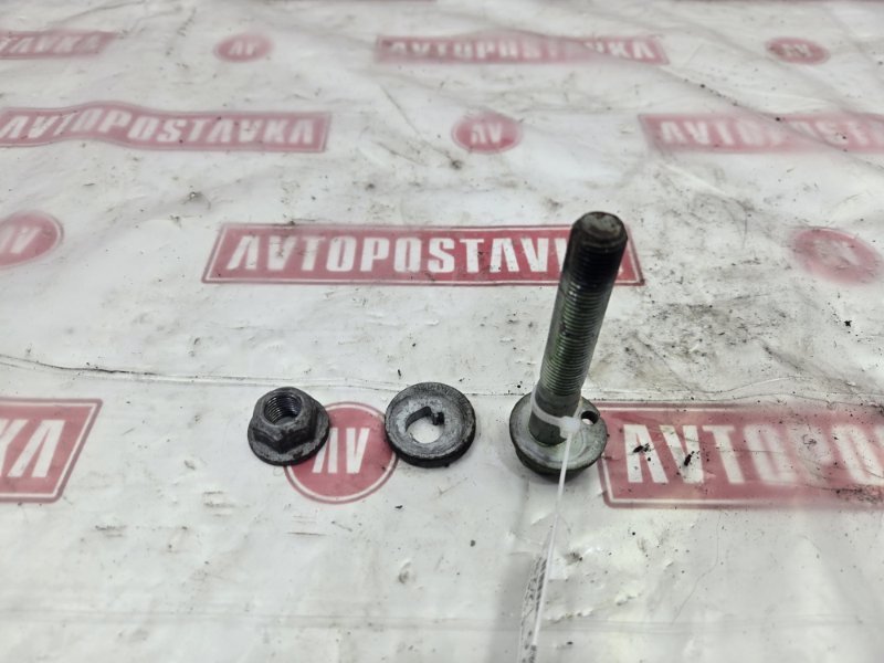 Болт развальный, 500 рублей, Красноярск