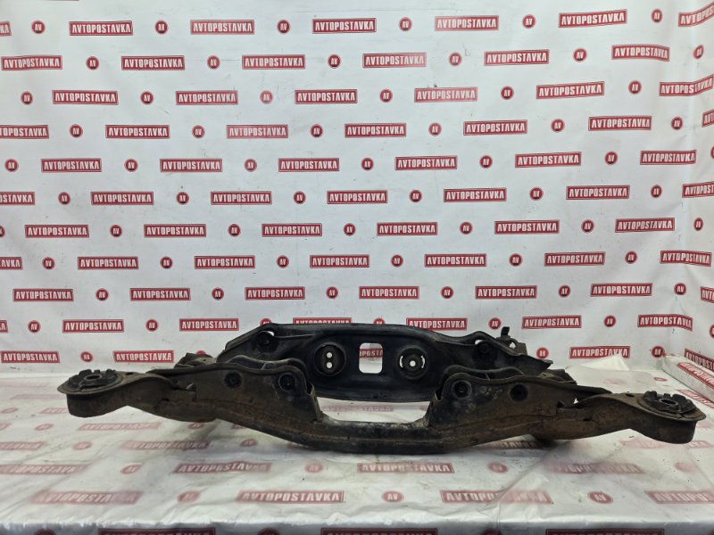 Подрамник поперечный, 2000 рублей, Красноярск