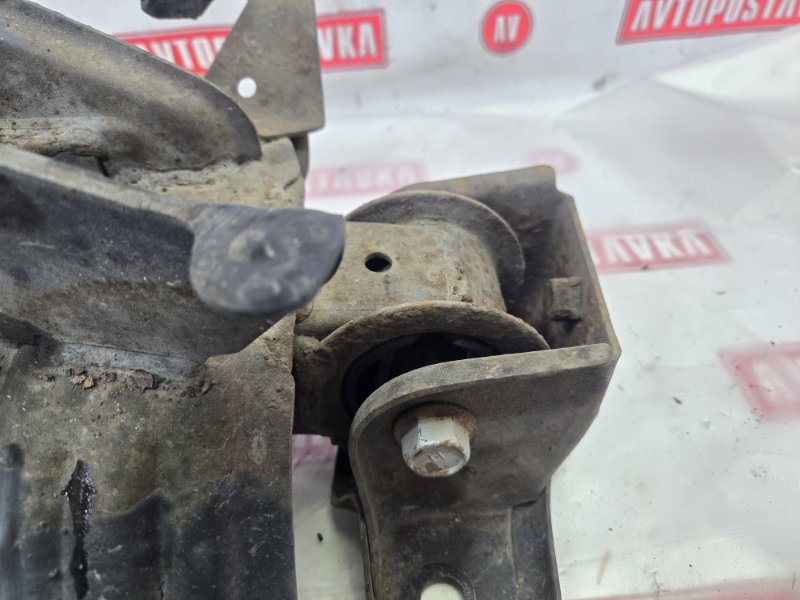 Подрамник поперечный, 2000 рублей, Красноярск