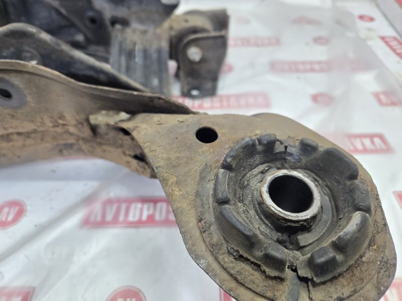 Подрамник поперечный, 2000 рублей, Красноярск