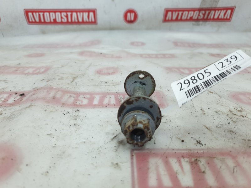 Болт развальный, 500 рублей, Красноярск