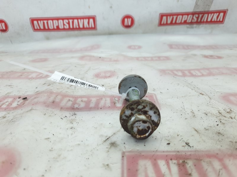 Болт развальный, 500 рублей, Красноярск