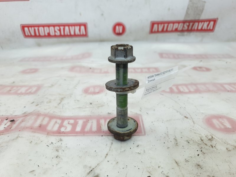 Болт развальный, 500 рублей, Красноярск