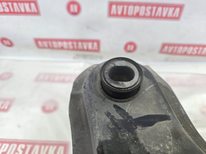 Подрамник поперечный, 10990 рублей, Красноярск