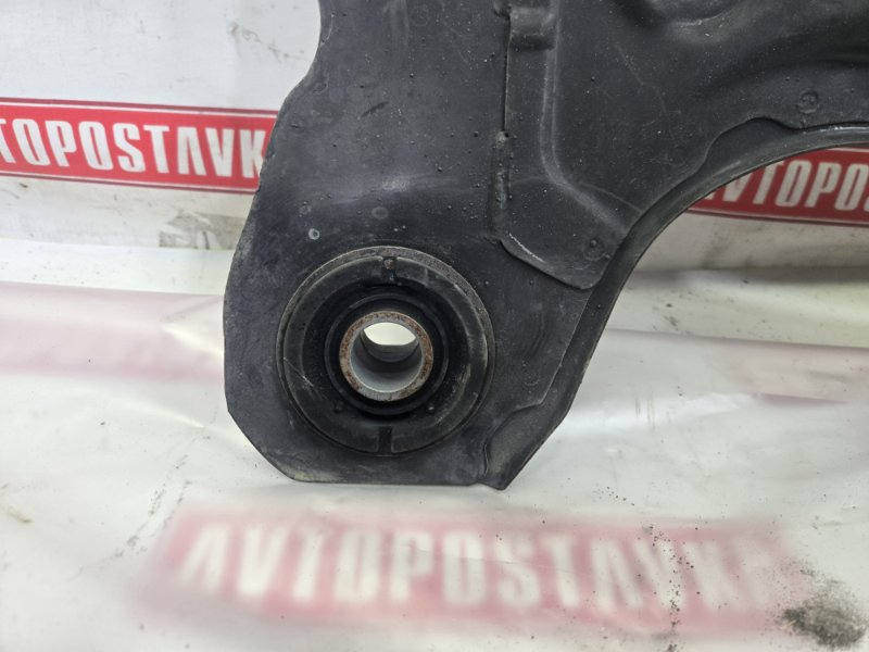 Подрамник поперечный, 10990 рублей, Красноярск