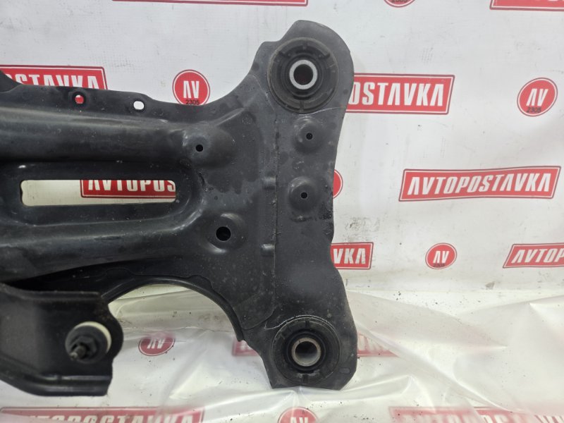 Подрамник поперечный, 10990 рублей, Красноярск