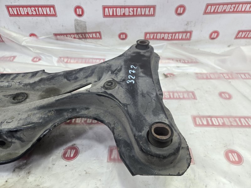 Подрамник поперечный, 10990 рублей, Красноярск