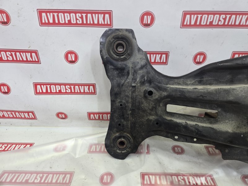 Подрамник поперечный, 10990 рублей, Красноярск