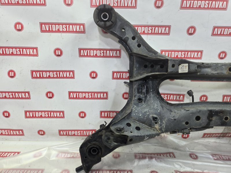 Подрамник поперечный, 1000 рублей, Красноярск