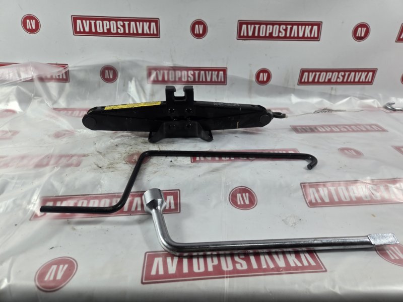 Домкрат, 1800 рублей, Красноярск