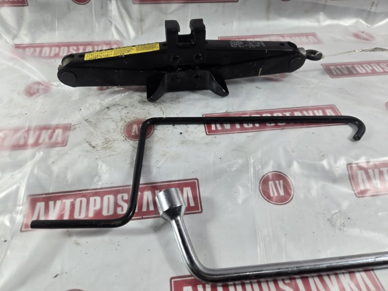 Домкрат, 1800 рублей, Красноярск