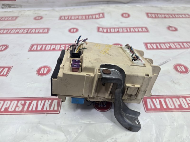 Блок предохранителей салонный, 1000 рублей, Красноярск