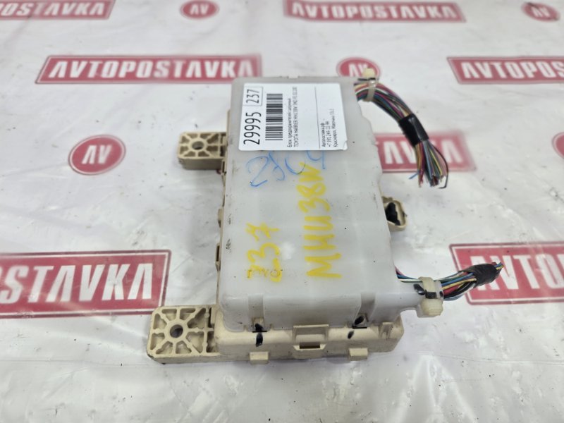 Блок предохранителей салонный, 1000 рублей, Красноярск