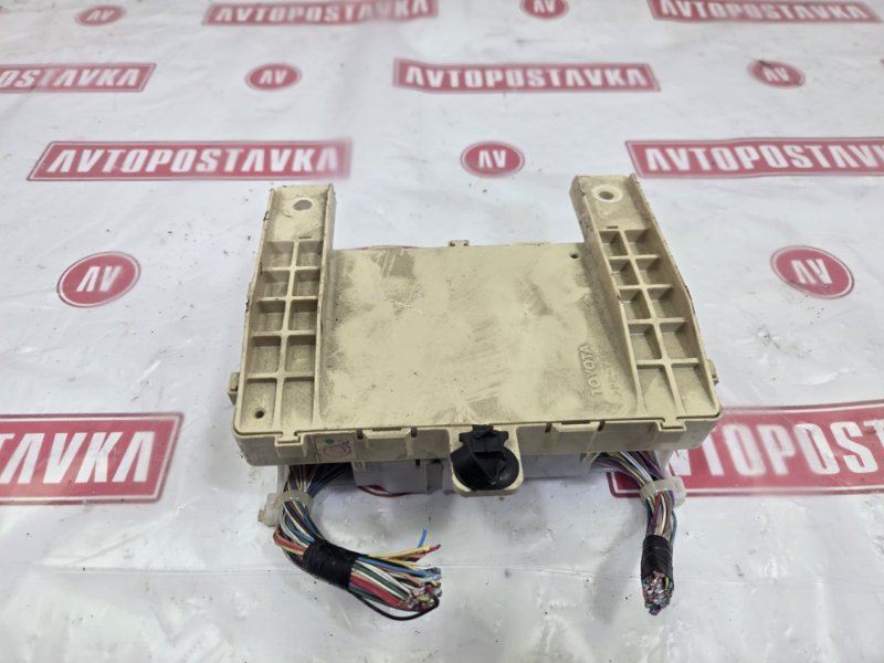 Блок предохранителей салонный, 1000 рублей, Красноярск