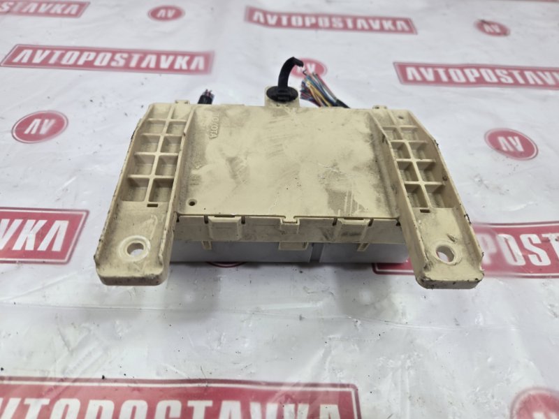 Блок предохранителей салонный, 1000 рублей, Красноярск