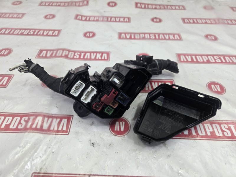 Блок предохранителей под капот, 1000 рублей, Красноярск