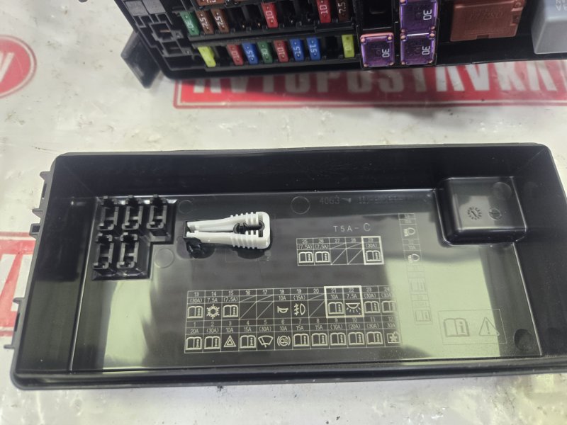 Блок предохранителей под капот, 1200 рублей, Красноярск