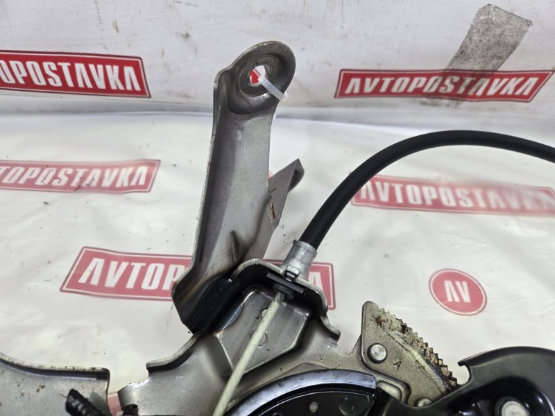 Педаль стояночного тормоза, 500 рублей, Красноярск