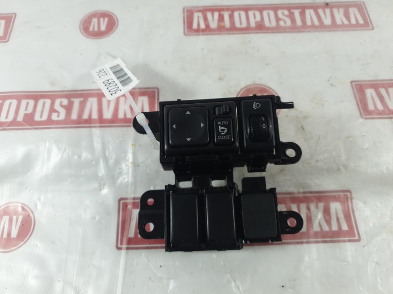 Блок управления зеркалами, 500 рублей, Красноярск