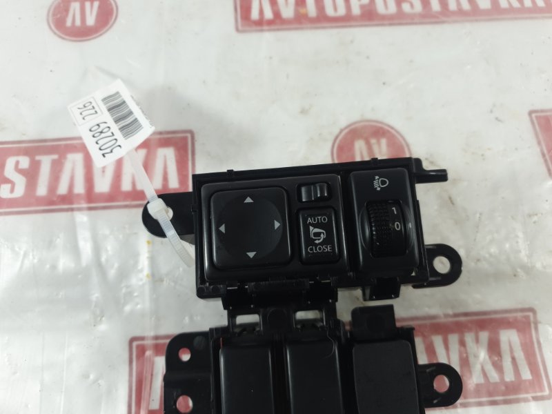 Блок управления зеркалами, 500 рублей, Красноярск