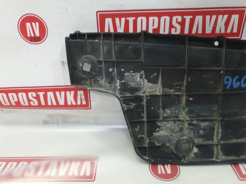 Подкрылок, 1400 рублей, Красноярск