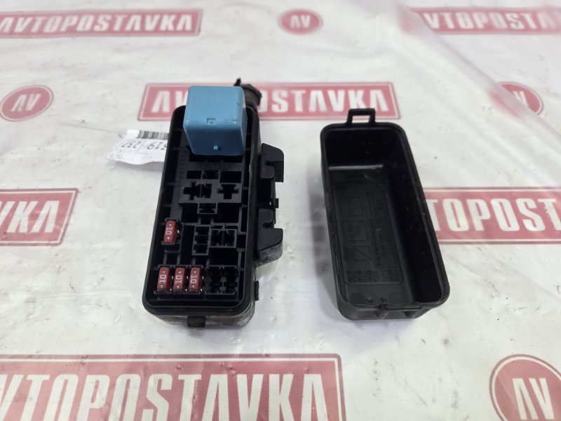 Блок предохранителей под капот, 1000 рублей, Красноярск