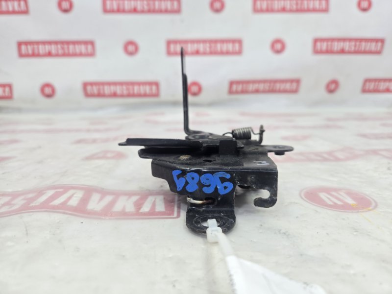 Замок капота, 400 рублей, Красноярск