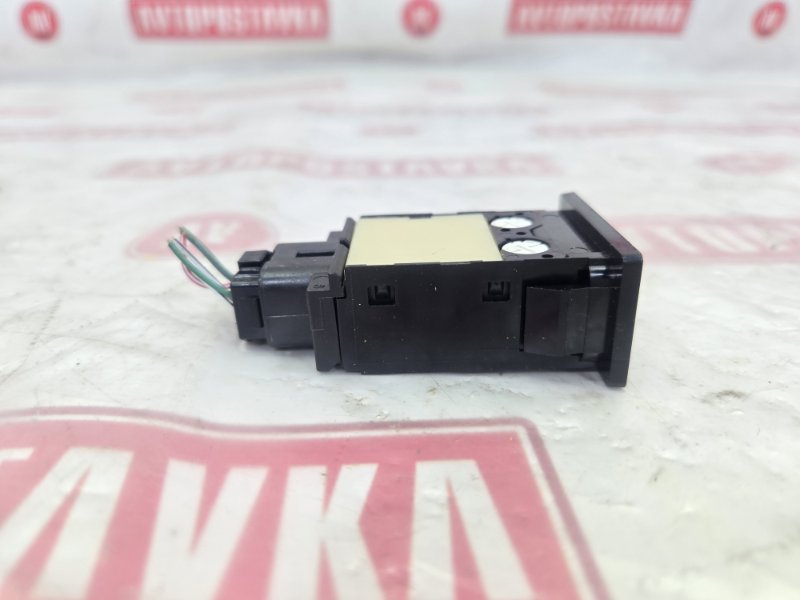 Кнопка обогрева лобового стекла, 500 рублей, Красноярск