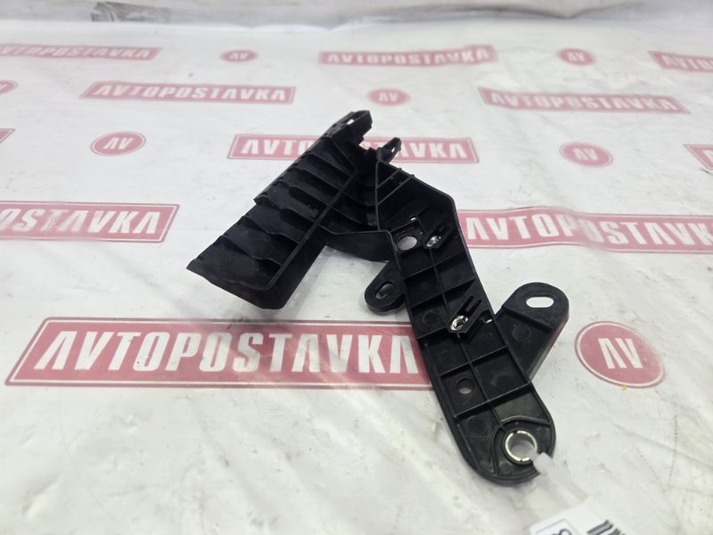 Клипса бампера, 1000 рублей, Красноярск