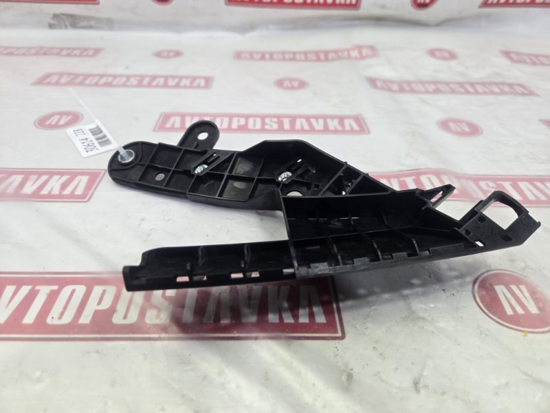 Клипса бампера, 1000 рублей, Красноярск