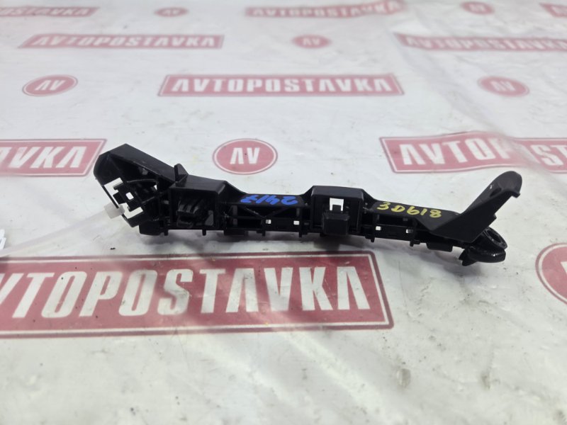 Клипса бампера, 1000 рублей, Красноярск