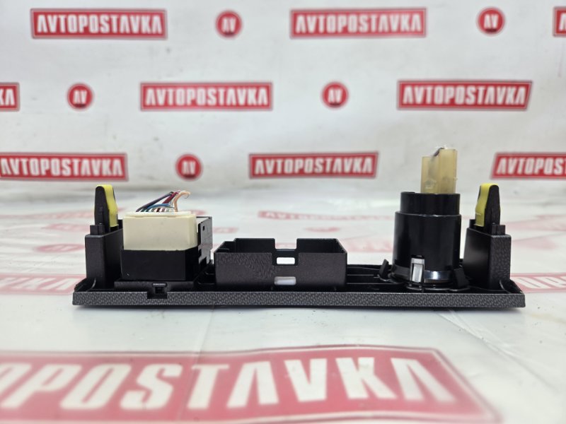 Блок управления зеркалами, 300 рублей, Красноярск